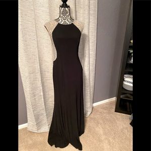 XSCAPE BY JOANNA CHEN FORMAL GOWN